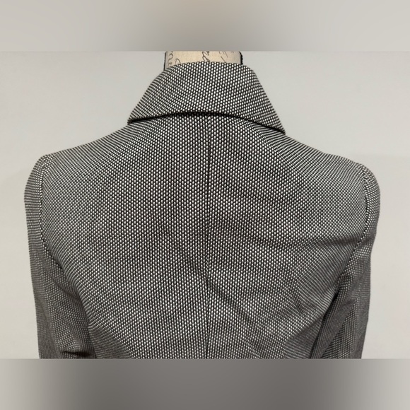 Magaschoni textured short jacket blazer Women’s size 10 Gray Black - Picture 5 of 10